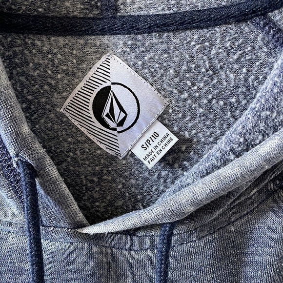 Volcom Women’s Crowd Pleaser Hood Blue Hooded Long Sleeve Shirt - Size Small - Picture 2 of 5